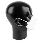 Weißes ffp2 atemschutzmaske mit elastischen ohrschlaufen aus pp im 3d-design auf schwarzer mannequin-kopf
