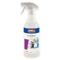 Weiße plastik-sprühflasche mit blau-weißem buzi-etikett und fresh magic g 567 aktiv-geruchsblocker reinigungslösung 600ml