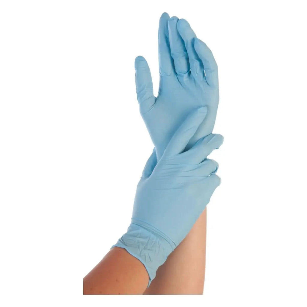 Hände mit Hygonorm "Allfood Safe" Nitril-Handschuhe Blau 250 Stück von Franz Mensch, hygienisch und schützend.