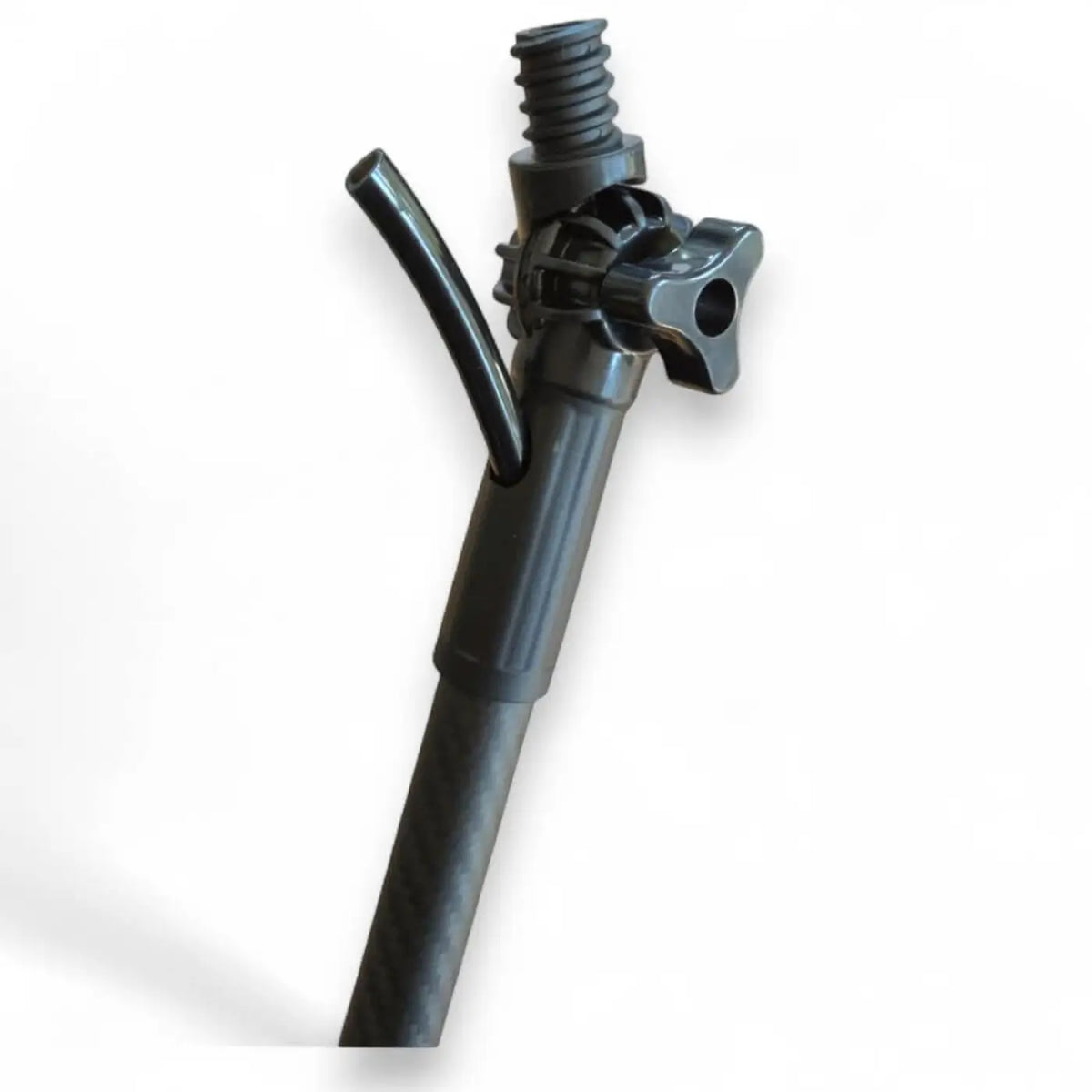 Schwarzer carbonfaserwinkel-adapter mit gewindespitze und einstellbarer klemme von milury