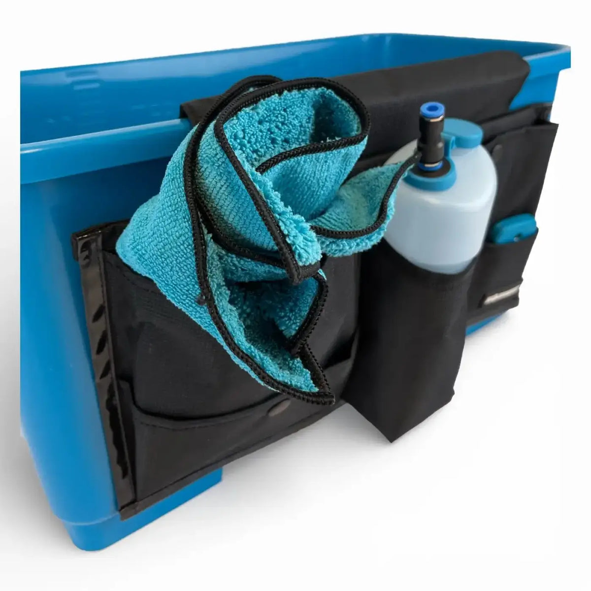 Schwarze moerman bucket organizer werkzeugtasche mit türkisfarbener mikrofaser und weißer sprühflasche
