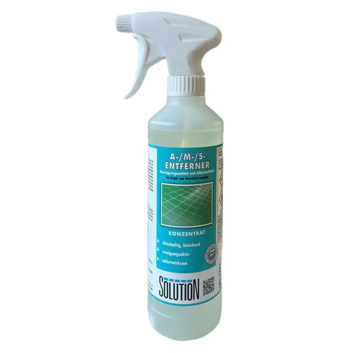 Weiße plastik-sprayflasche mit türkisem und weißem etikett der marke solution für algen moos schimmelentferner 500ml