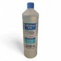 Eine klare plastikflasche mit blauem verschluss solusept bac alkoholfreies oberflächendesinfektionskonzentrat