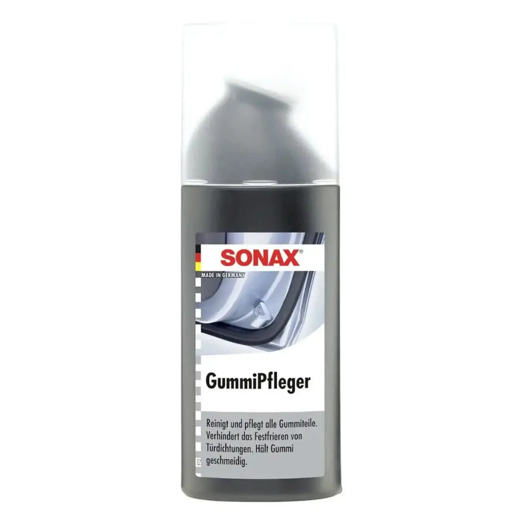 Sonax gummipfleger aerosoldose in dunkelgrau mit transparenter kappe zur reinigung und schutz von gummiteilen im auto