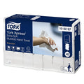 Tork xpress extra soft multifold handtuchpapier 2-lagig in premium weißer packung mit blauer markierung