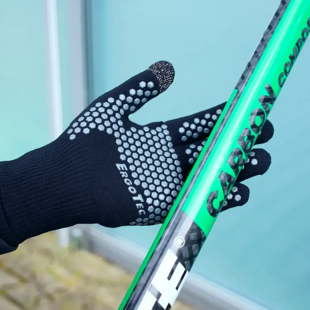 Schwarzer ergonomischer touchscreen-handschuh mit weißen hexagonalen griffpunkten und ergotec branding, rückseite sichtbar