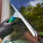 Unger Green Label Fensterwischer mit grünem und blauem Griff und Metallrahmen zum Reinigen von Glasflächen