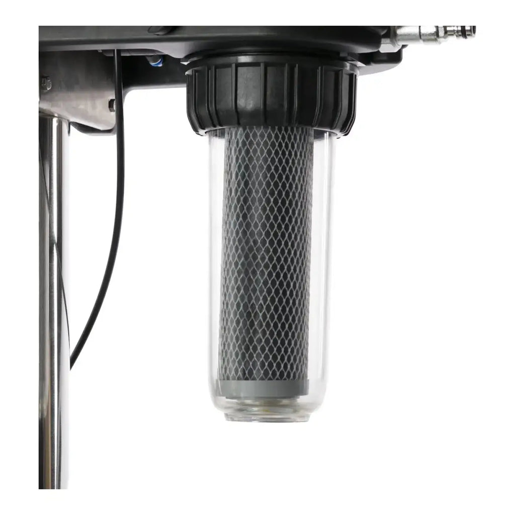 Unger hydropower nano filter komplett nanod klarer zylinder wasserfilter mit schwarzem innennetz und geripptem schwarzem deckel am metallrahmen