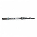 Schwarze und graue teleskopische fishing rod aus carbon mit ninja branding im unger ninja 6in1 set