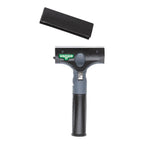 Schwarzer und grauer unger ninja 6in1 squeegee mit strukturiertem griff und schwarzer gummilippe 45 cm